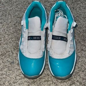 Air Jordan 11 Retro Low GS 'Aqua Safari'
